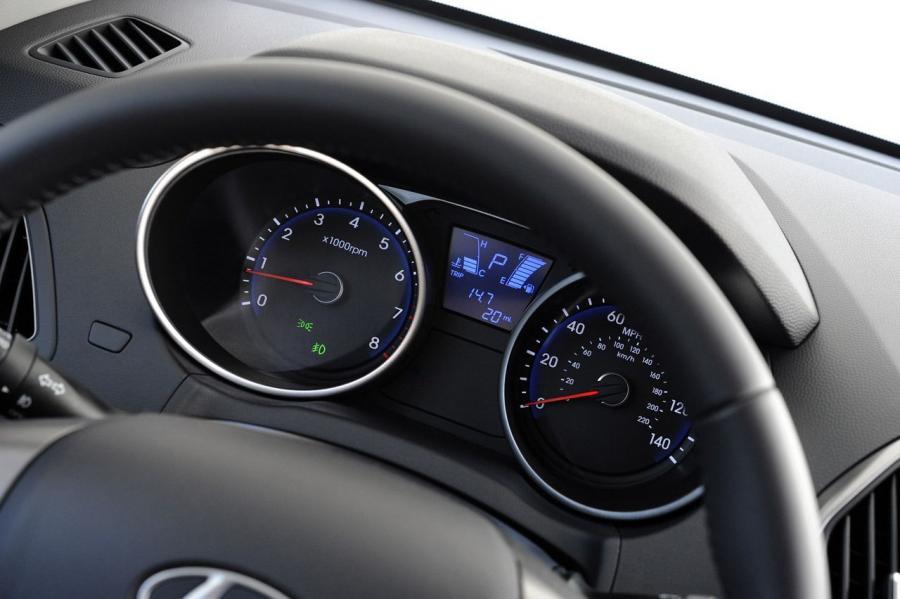  Hyundai Tucson 2014 года  (фото 13 из 39)